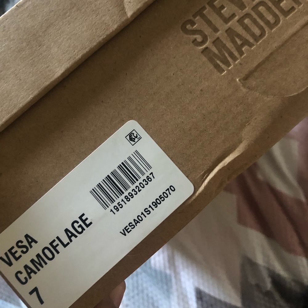 Steve Madden slippers/sandals